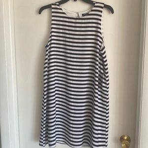 Stripes Horizontal striped dress- Black & White size Medium. NWOT